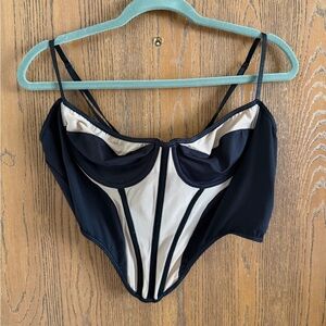 SHEIN Black and Cream Crop Top